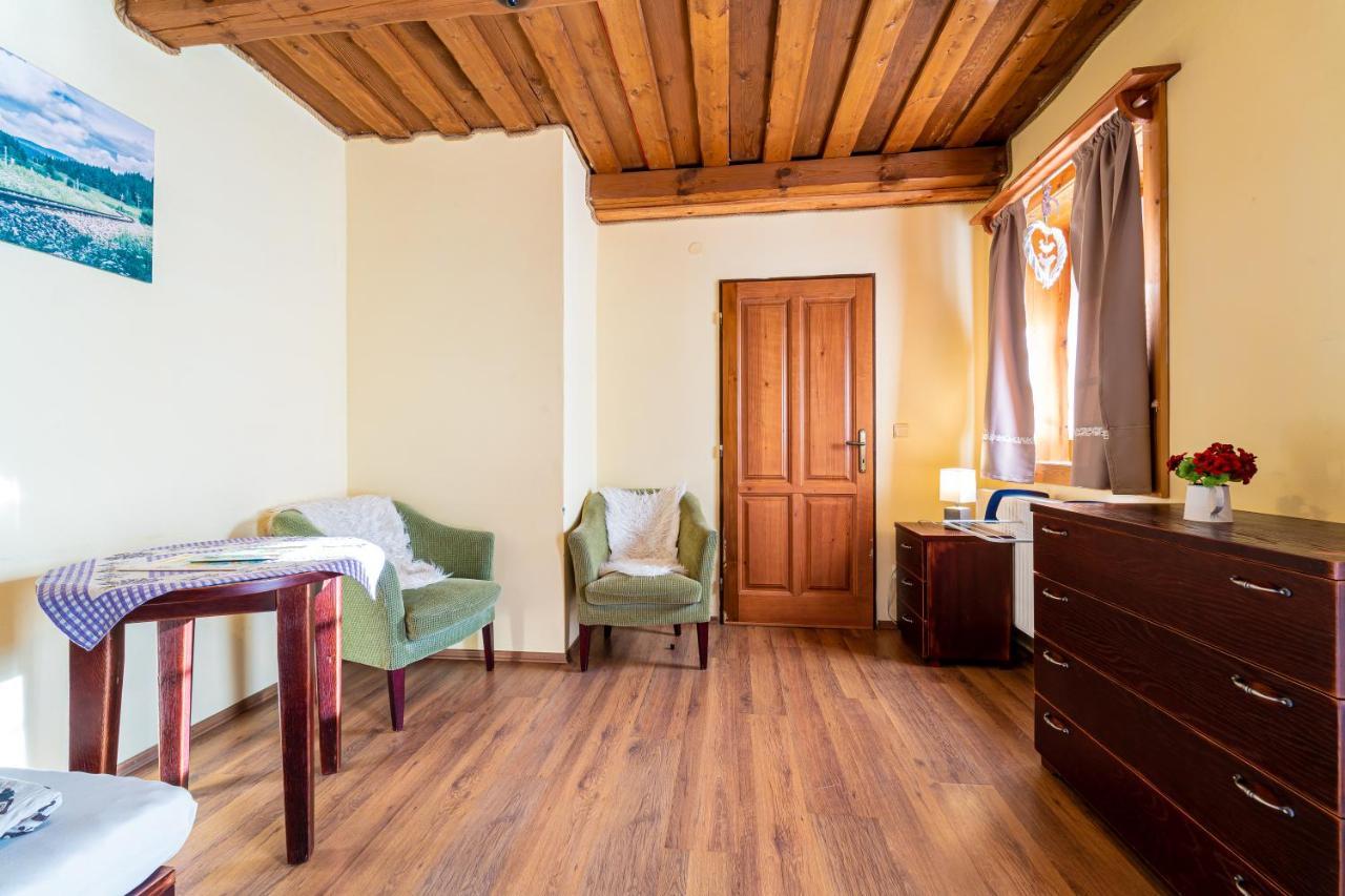 Ranc Pod Ostrou Skalou Guest House Stratená Exterior foto