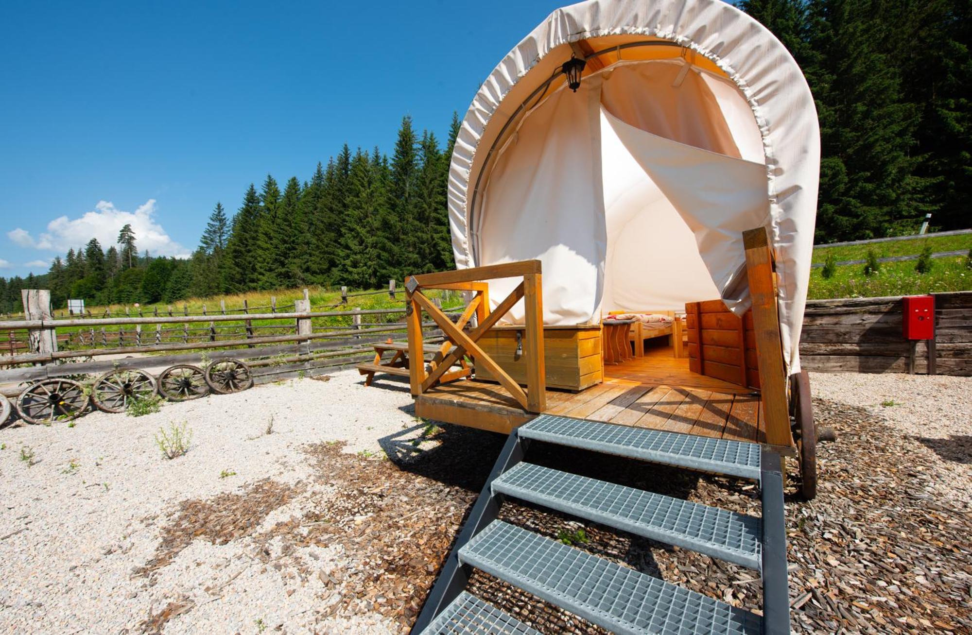 Ranc Pod Ostrou Skalou Guest House Stratená Cameră foto