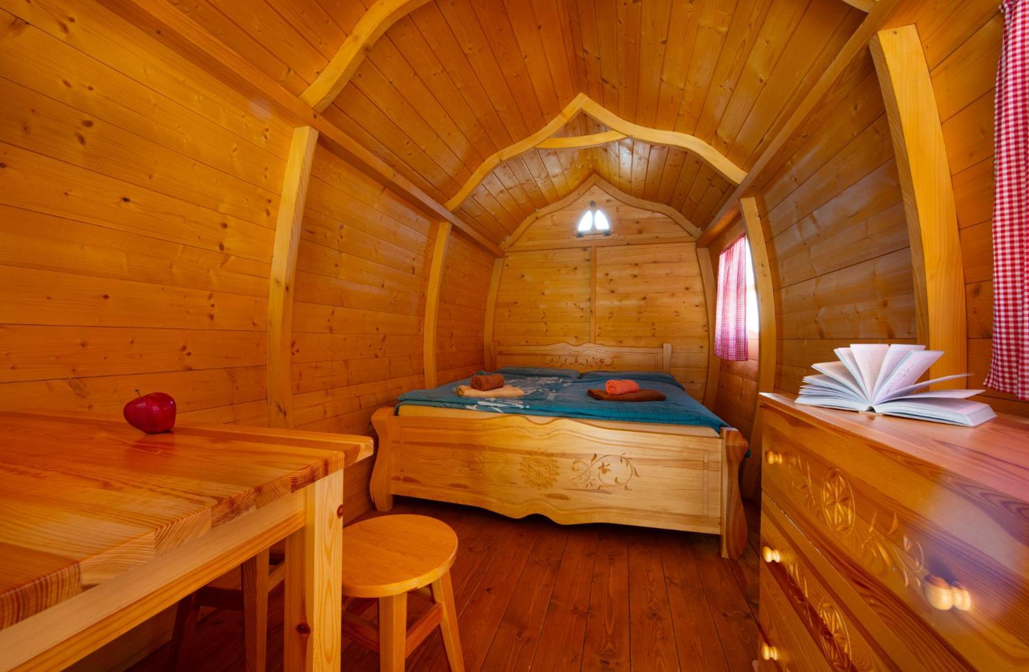 Ranc Pod Ostrou Skalou Guest House Stratená Exterior foto